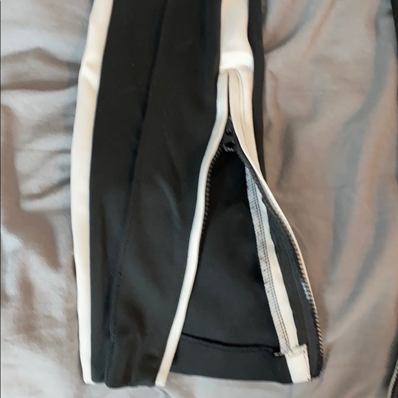 Track pants - Picture 3 of 5